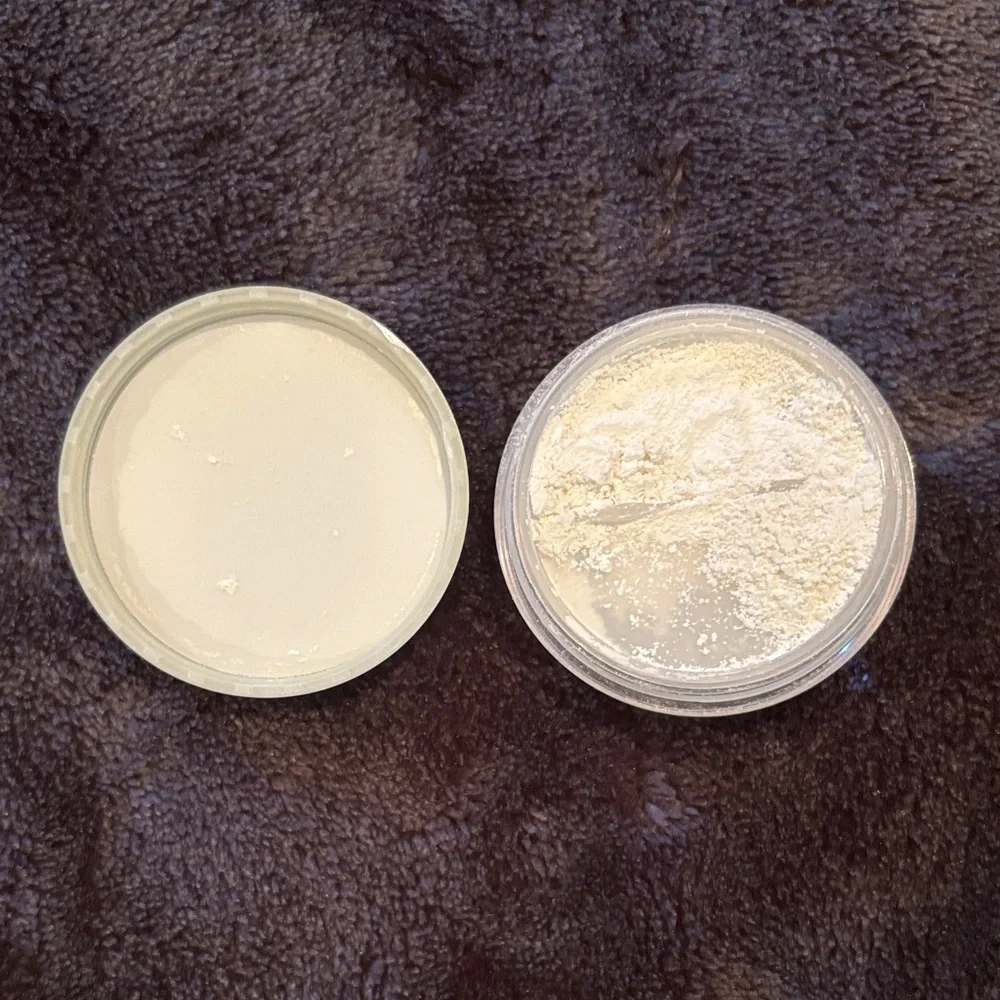 Priia Minerale-Derm Calm‎ Down Advances Anti-Blemish Powder